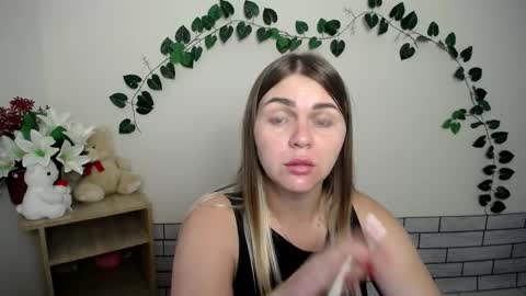 Snapshot of magic_katarina_ chatting on September 22, 7:01 am magic_katarina_ online show from September 22, 7:01 am