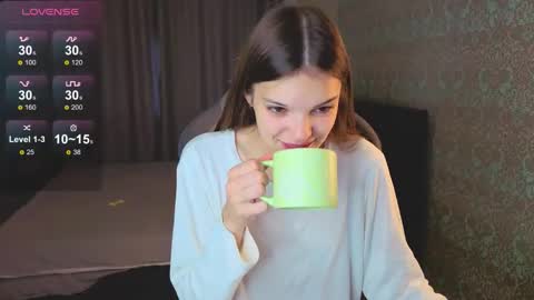 Snapshot of magic_shy chatting on September 18, 1:20 am Merry online show from September 18, 1:20 am