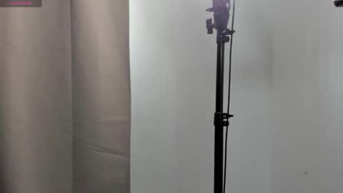 magical_muse12 online show from April 19, 6:43 pm