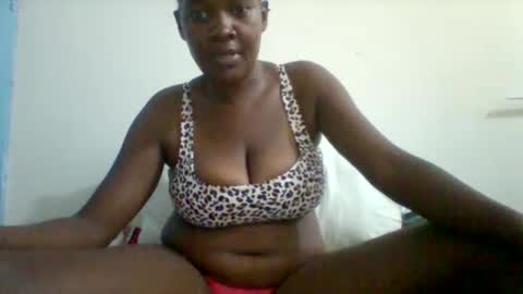 magicgoddess00 online show from February 13, 10:02 pm