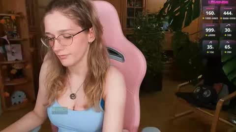 Nicole online show from September 17, 10:57 pm