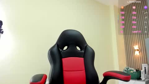 magievans1 online show from March 12, 1:04 pm