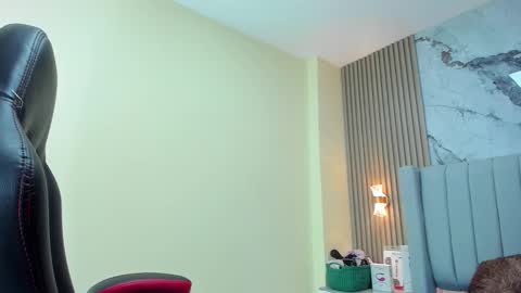 magievans1 online show from October 20, 12:32 pm