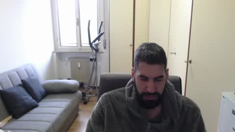 Snapshot of magistermat_ chatting on December 18, 8:31 am Magister online show from December 18, 8:31 am