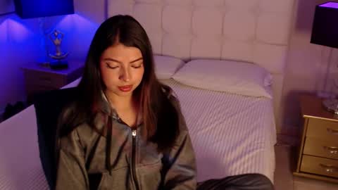 Maia Reficco online show from January 15, 12:14 pm