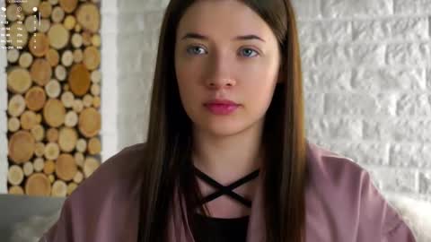 Lucy online show from December 2, 2:10 am