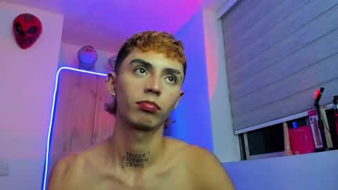 maiky_cooper01 online show from January 18, 5:49 am