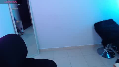 Snapshot of mailywindsor chatting on March 2, 1:49 pm Maily online show from March 2, 1:49 pm