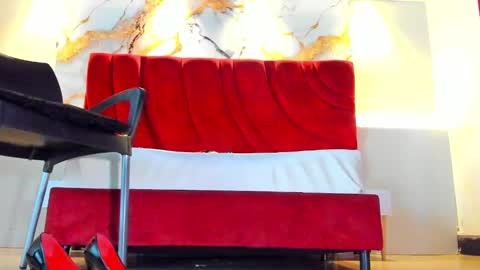 MAISE online show from November 7, 2:19 pm