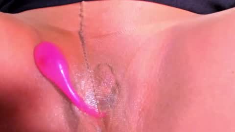 MAISE online show from November 25, 2:38 pm