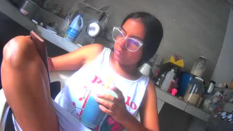 maite2020 online show from December 23, 12:52 pm