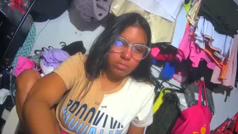 maite2020 online show from December 19, 9:40 am