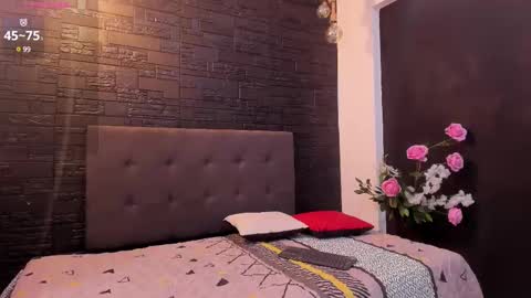 Snapshot of maite_smith69 chatting on March 4, 12:01 pm maite_smith69 online show from March 4, 12:01 pm