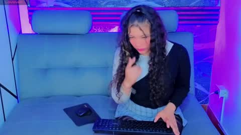 MAITE STONE1 online show from April 15, 2:53 pm