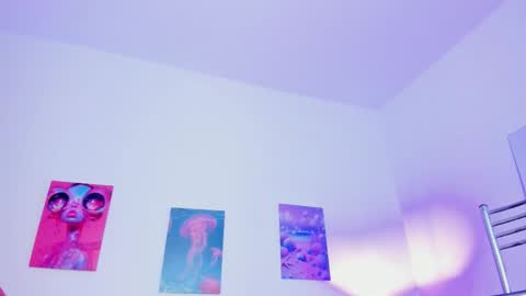 Snapshot of maithe_022 chatting on October 14, 6:55 pm mai online show from October 14, 6:55 pm