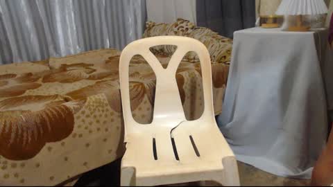 Annalyn online show from January 18, 3:49 pm