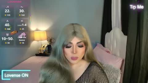 majestydannaxx online show from December 14, 3:57 am