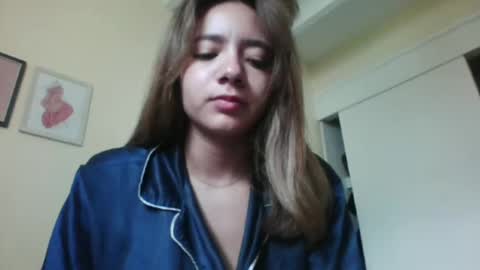 Snapshot of majo_gomezz chatting on September 21, 3:05 pm majo_gomezz online show from September 21, 3:05 pm