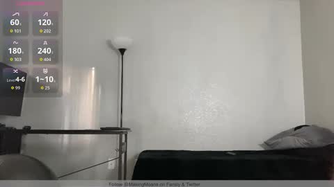 Mack  Makingmoans Twitter online show from December 5, 1:09 pm