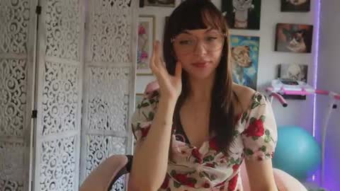 MakiyahBelle online show from June 9, 4:01 am
