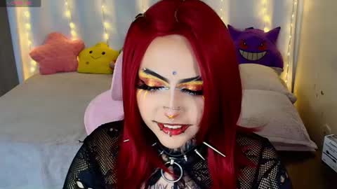 maliciaxpoison online show from June 10, 6:34 am