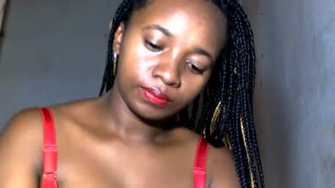 Snapshot of malinah01 chatting on January 11, 12:50 pm malinah01 online show from January 11, 12:50 pm
