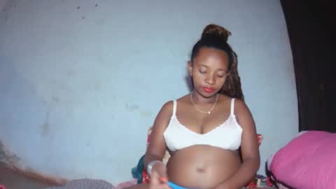 Snapshot of malinah01 chatting on September 23, 7:46 am malinah01 online show from September 23, 7:46 am