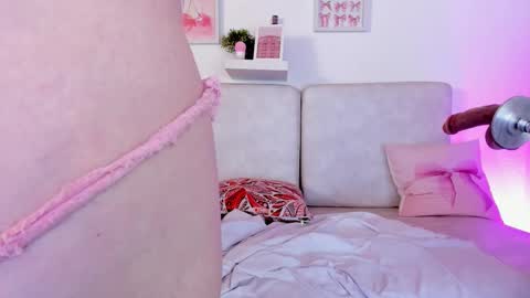 Snapshot of malka_burning chatting on September 29, 11:04 pm Malka online show from September 29, 11:04 pm