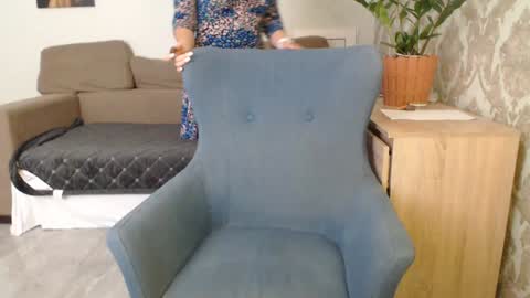 Snapshot of mallinia chatting on October 6, 12:01 pm mallinia online show from October 6, 12:01 pm