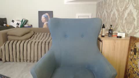mallinia online show from May 13, 12:26 pm