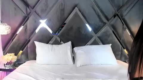 Malu online show from February 23, 5:04 pm