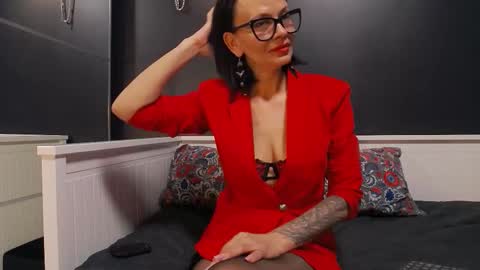 ioana love online show from February 10, 9:51 pm