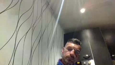 man_from_geaven online show from December 5, 7:11 pm