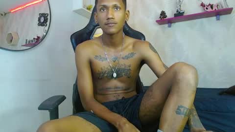 man_san11 online show from October 14, 7:28 pm