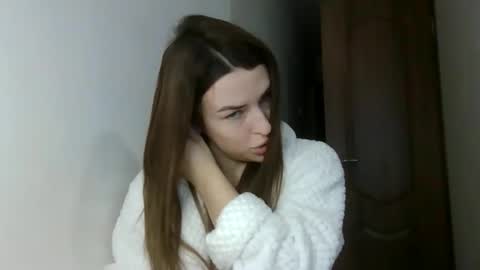 MandiBrooks online show from December 3, 8:26 am