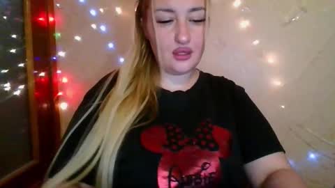 Mandy online show from October 19, 5:17 pm