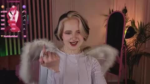 Luna online show from December 16, 9:54 pm