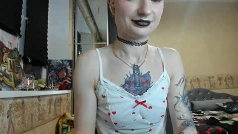 Mandy online show from April 4, 6:04 pm