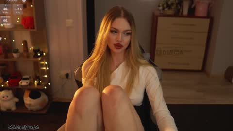 Snapshot of manifreyja chatting on September 28, 1:25 am Amelie online show from September 28, 1:25 am