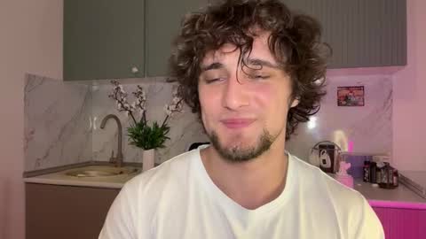 manolein online show from October 24, 12:11 am