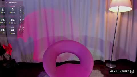 manu  velezz   Help me to get to 100 thumbs ups Tip 25tks  Rate me  online show from February 23, 6:48 am