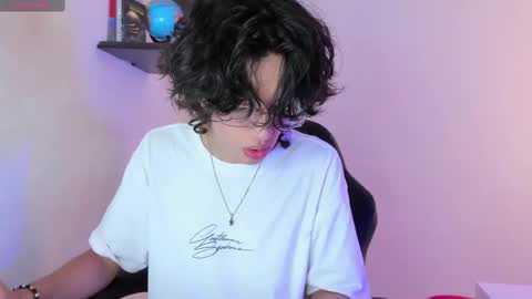 Manuel online show from September 16, 8:23 pm