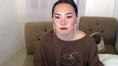 Snapshot of manualrein19 chatting on March 9, 5:11 am rein online show from March 9, 5:11 am