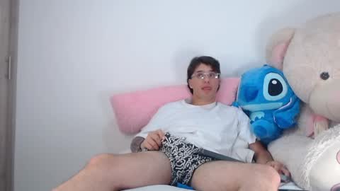 Manuel online show from May 20, 6:21 am