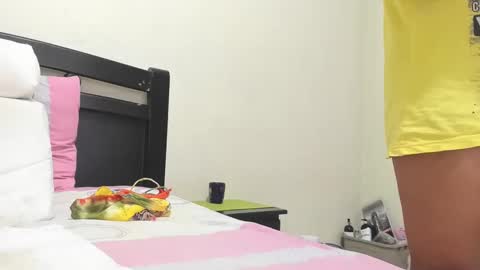 Mara online show from October 7, 3:19 pm