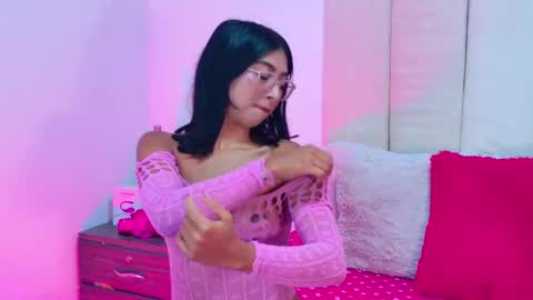 Snapshot of maraa_fox chatting on October 15, 3:46 pm maraa_fox online show from October 15, 3:46 pm