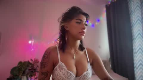 Marakuia online show from October 26, 7:31 am