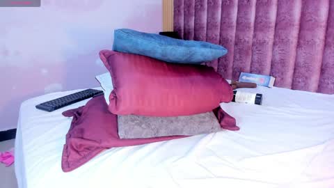 maralinette22 online show from April 10, 11:48 am