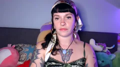 Snapshot of marcelinealtaria chatting on September 30, 3:17 am MarcelineAltaria online show from September 30, 3:17 am