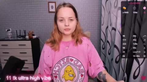 Snapshot of marcelinepeach chatting on October 14, 2:53 pm Sara online show from October 14, 2:53 pm